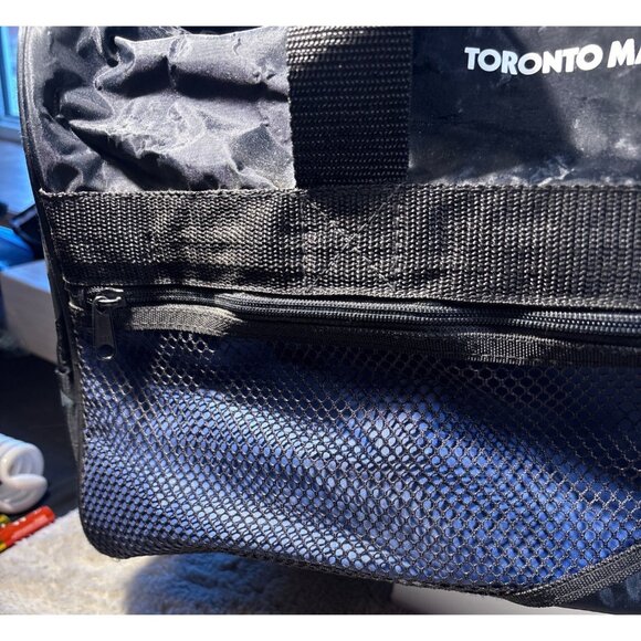 Toronto Maple Leafs Duffel Workout Bag Black Blue Mesh Pockets Zippers 20 x 10" - Picture 4 of 12